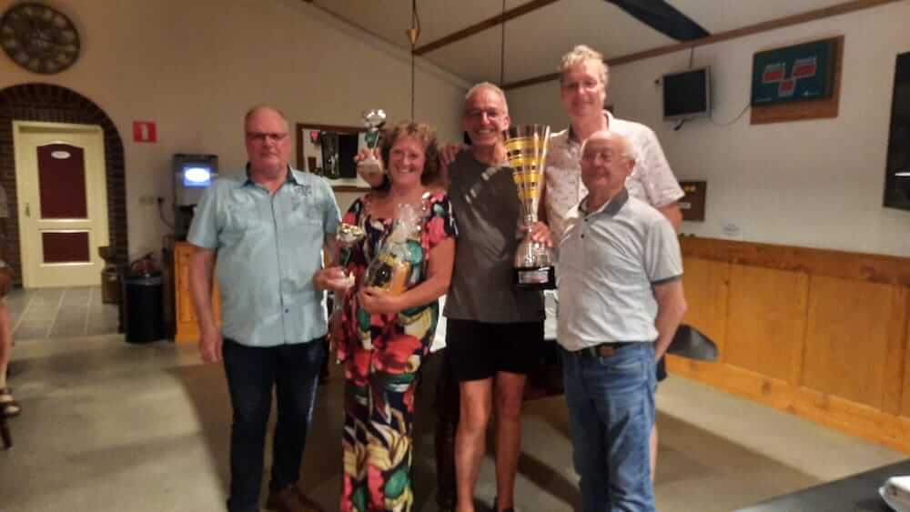 Winnaars biljart op camping 't Vossenveld